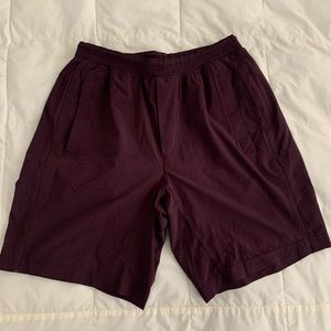 Lululemon pace breaker shorts 9” M
